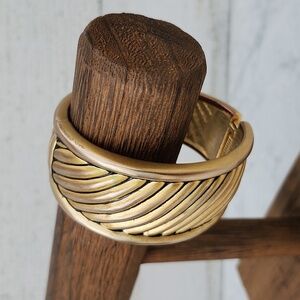 PREMIER DESIGNS CALDWELL GOLD CLAMPER BANGLE BRACELET